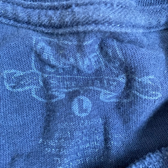 Funny blue T-shirt in a size large. - Picture 2 of 2